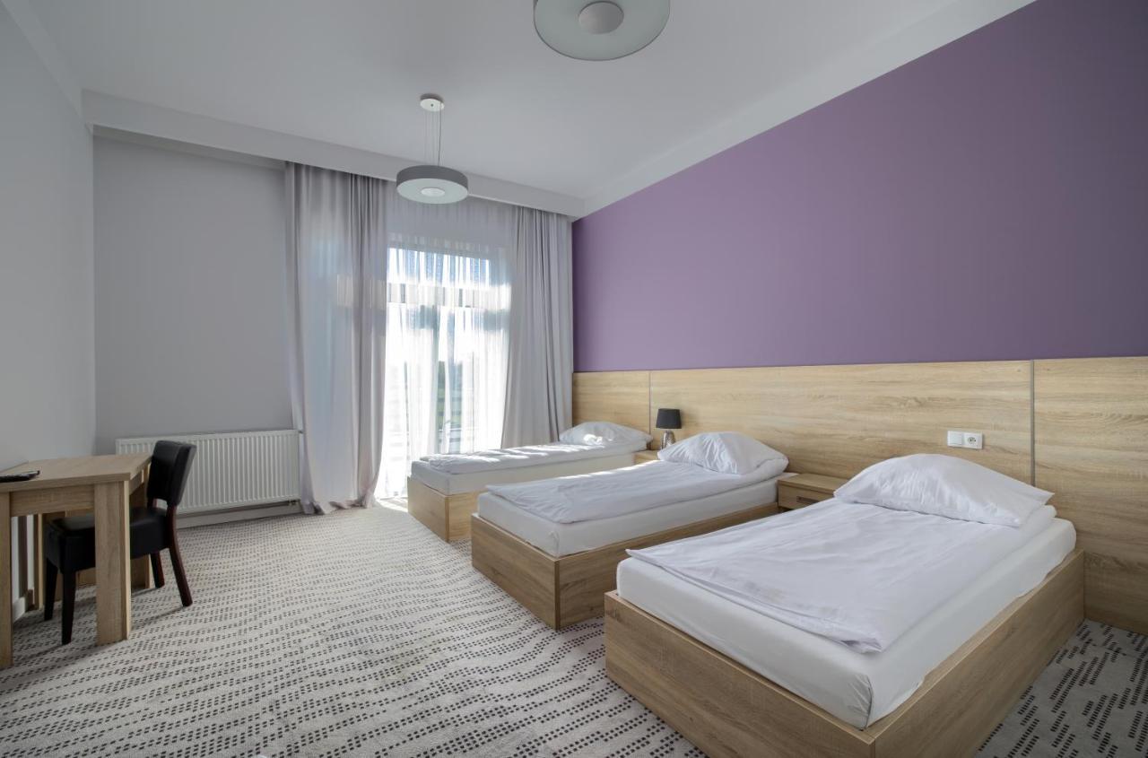 Nova Stodola Hotell Klomnice Eksteriør bilde